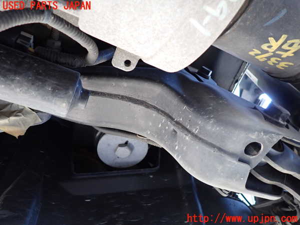 1UPJ-33725295]ジープ・チェロキー(KL32)リアメンバー 中古_m0004.jpg