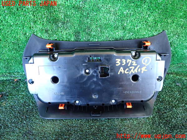 1UPJ-33726066]ジープ・チェロキー(KL32)エアコンスイッチ1 中古_m0003.jpg