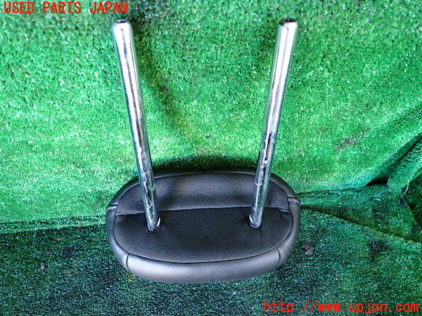 1UPJ-33727150]ジープ・チェロキー(KL32)右2列目ヘッドレスト 中古_m0003.jpg