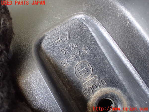 1UPJ-33731530]ジープ・チェロキー(KL20L)右テールランプ 中古_m0004.jpg