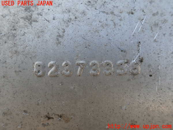 1UPJ-33732671]ジープ・チェロキー(KL20L)リアマフラー1 中古_m0002.jpg