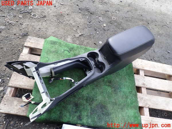 1UPJ-33737540]ジープ・チェロキー(KL20L)センターコンソール 中古_m0001.jpg