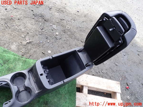 1UPJ-33737540]ジープ・チェロキー(KL20L)センターコンソール 中古_m0002.jpg