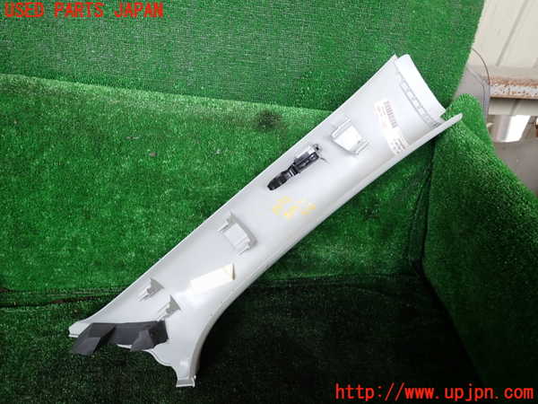 1UPJ-33737660]ジープ・チェロキー(KL20L)左フロントピラートリム 中古_m0002.jpg