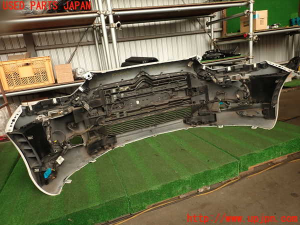 2UPJ-33761010]シトロエン・DS 5(B85F02)フロントバンパー 中古_m0005.jpg
