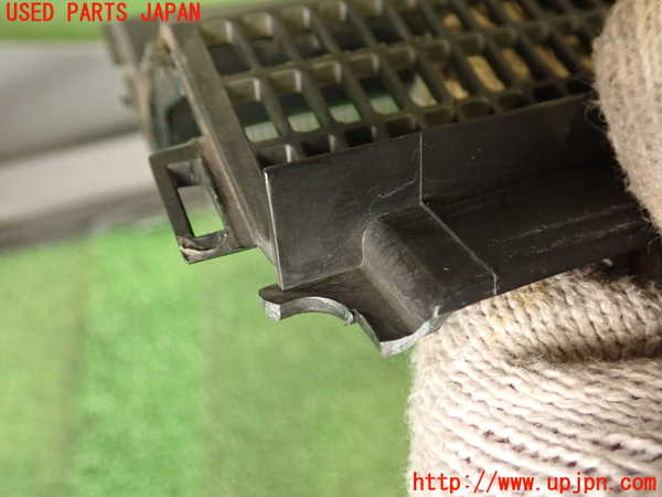 2UPJ-33761190]シトロエン・DS 5(B85F02)カウルトップ 中古_m0002.jpg