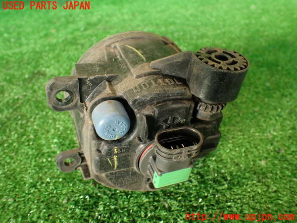 2UPJ-33761182]シトロエン・DS 5(B85F02)左フォグ 中古_m0003.jpg