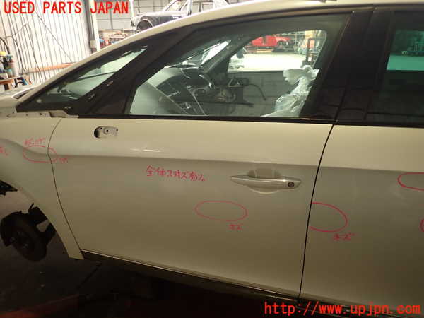 2UPJ-33761260]シトロエン・DS 5(B85F02)左前ドア 中古 SAINT-GOBAIN SEKURIT M1402 43R-00055_m0001.jpg