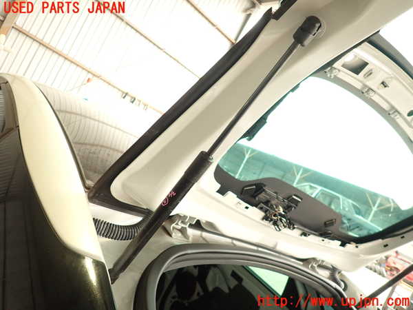 2UPJ-33761584]シトロエン・DS 5(B85F02)リアゲートダンパー 中古_m0002.jpg