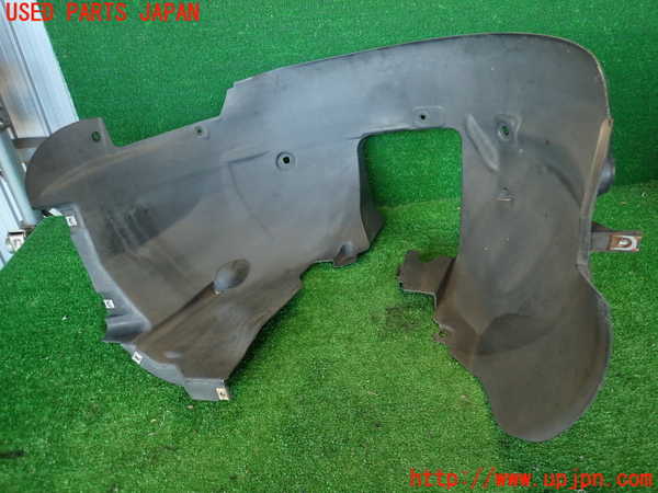 2UPJ-33761092]シトロエン・DS 5(B85F02)左前フェンダーライナー 中古_m0002.jpg