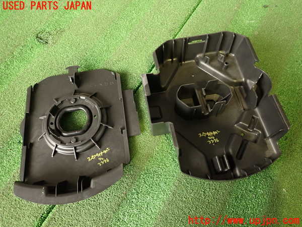 2UPJ-33761705]シトロエン・DS 5(B85F02)スペアタイヤカバー 中古_m0003.jpg