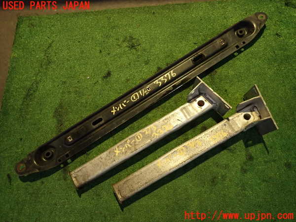 2UPJ-33765296]シトロエン・DS 5(B85F02)メンバー1 中古_m0001.jpg