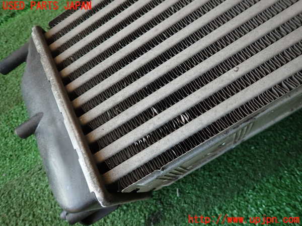 2UPJ-33762451]シトロエン・DS 5(B85F02)インタークーラー1 中古_m0002.jpg