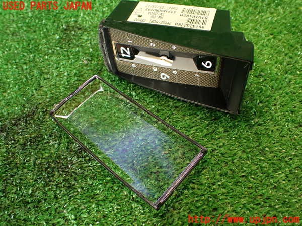 2UPJ-33767850]シトロエン・DS 5(B85F02)時計 中古_m0002.jpg