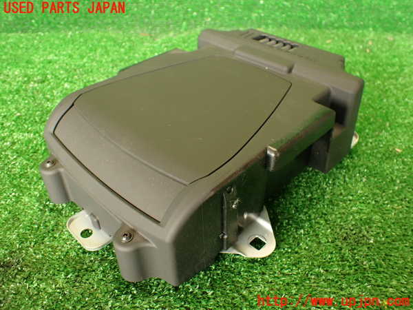 2UPJ-33766239]シトロエン・DS 5(B85F02)メーター・その他 中古_m0002.jpg