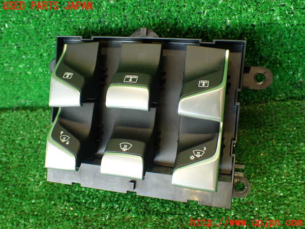 2UPJ-33766306]シトロエン・DS 5(B85F02)スイッチ1(サンシェード等) 中古_m0001.jpg