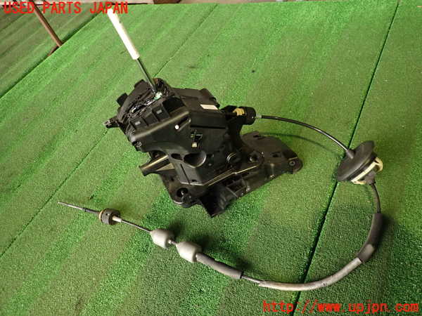2UPJ-33767555]シトロエン・DS 5(B85F02)ATシフトレバー 中古_m0002.jpg