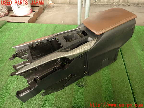 2UPJ-33767540]シトロエン・DS 5(B85F02)センターコンソール 中古_m0001.jpg