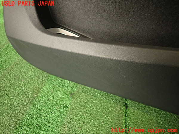 2UPJ-33761234]シトロエン・DS 5(B85F02)右前ドア内張り 中古_m0004.jpg