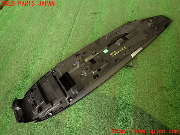 2UPJ-33767620]シトロエン・DS 5(B85F02)オーバーヘッドコンソール 中古_m0004.jpg