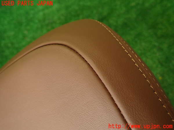 2UPJ-33767180]シトロエン・DS 5(B85F02)左2列目ヘッドレスト 中古_m0002.jpg