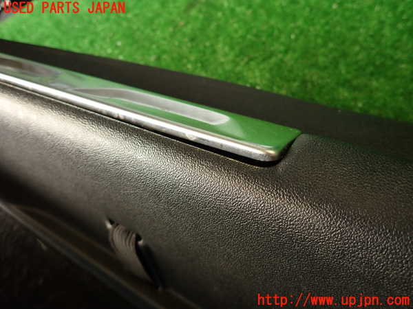 2UPJ-33767692]シトロエン・DS 5(B85F02)内装トリム類2 中古_m0003.jpg