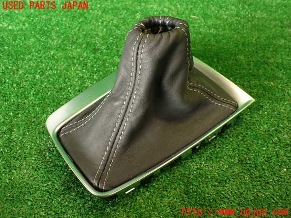 2UPJ-33767575]シトロエン・DS 5(B85F02)シフトブーツ 中古_m0001.jpg