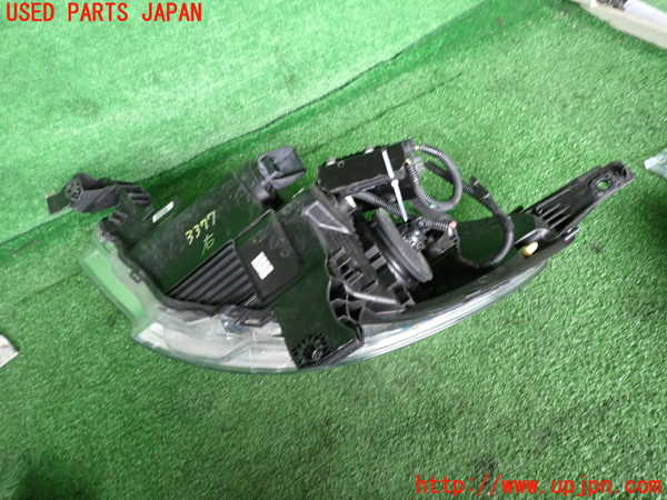 2UPJ-33771130]シトロエン・DS 3(A5C5F04)右ヘッドライト HID 中古_m0002.jpg