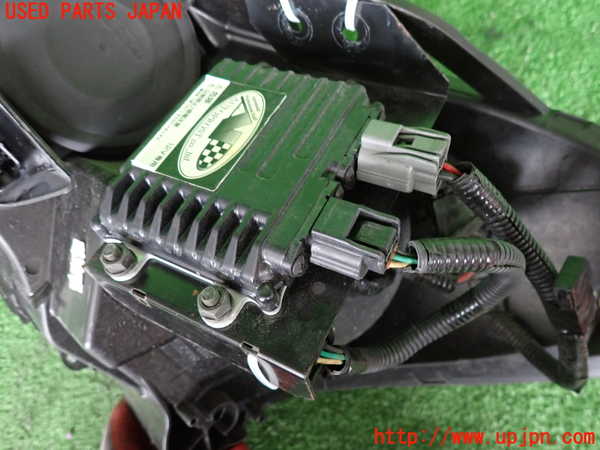 2UPJ-33771130]シトロエン・DS 3(A5C5F04)右ヘッドライト HID 中古_m0003.jpg