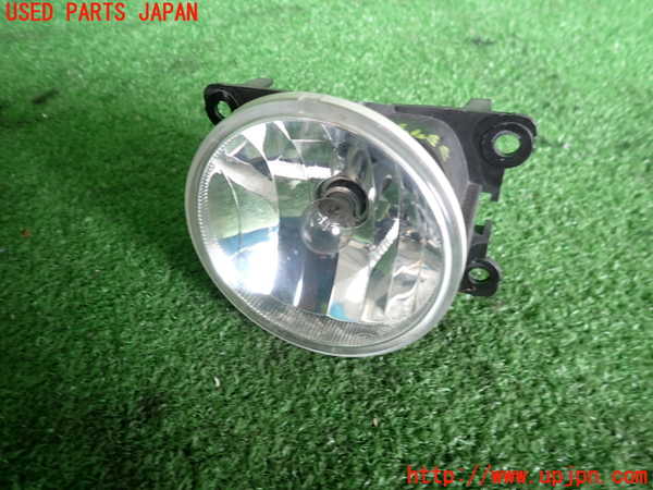 2UPJ-33771180]シトロエン・DS 3(A5C5F04)右フォグ 中古_m0001.jpg
