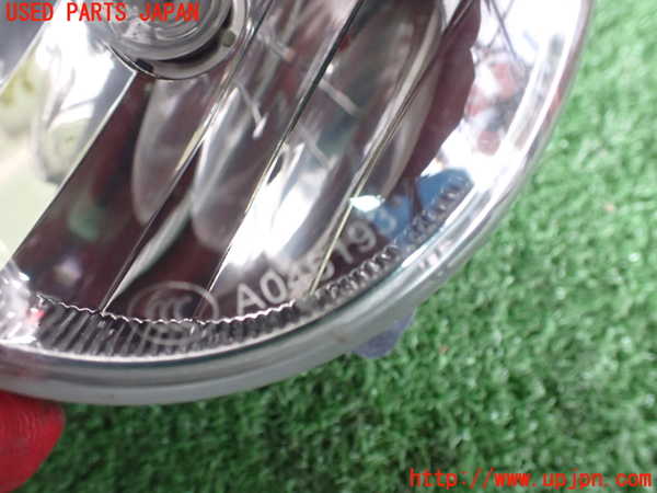 2UPJ-33771180]シトロエン・DS 3(A5C5F04)右フォグ 中古_m0003.jpg