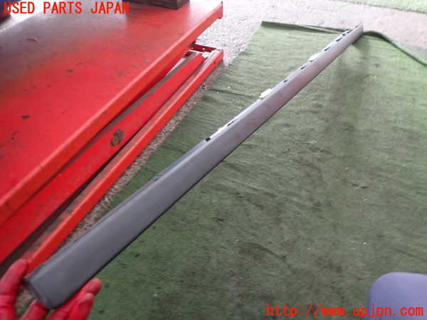 2UPJ-33771390]シトロエン・DS 3(A5C5F04)右サイドステップ 中古_m0002.jpg