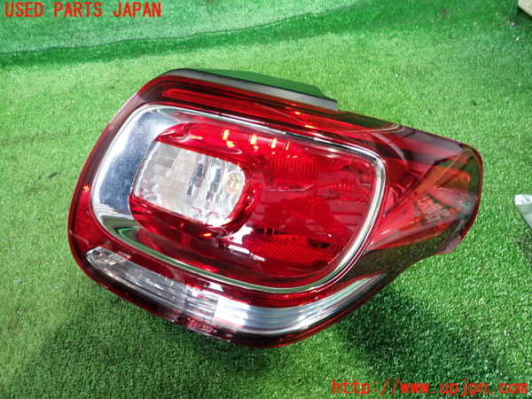 2UPJ-33771530]シトロエン・DS 3(A5C5F04)右テールランプ 中古_m0001.jpg