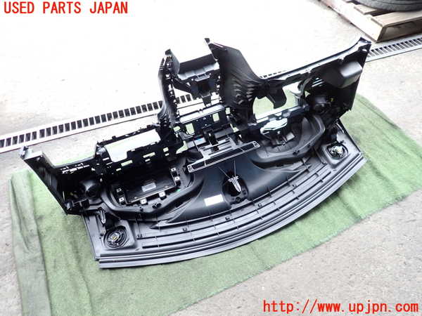2UPJ-33777505]シトロエン・DS 3(A5C5F04)ダッシュボード 中古_m0003.jpg
