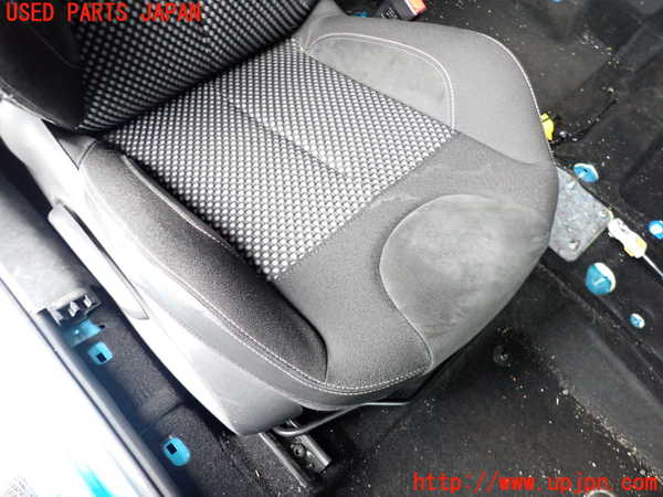 2UPJ-33777035]シトロエン・DS 3(A5C5F04)運転席シート 中古_m0003.jpg