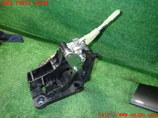 2UPJ-33777560]シトロエン・DS 3(A5C5F04)MTシフトレバー 中古_m0002.jpg