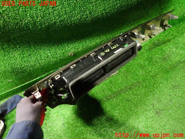 2UPJ-33777526]シトロエン・DS 3(A5C5F04)エアコン吹き出し口1 (真中) 中古_m0002.jpg