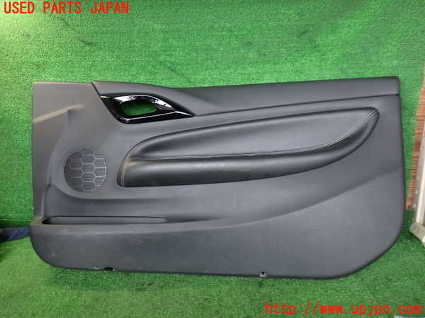 2UPJ-33771234]シトロエン・DS 3(A5C5F04)右前ドア内張り 中古_m0001.jpg