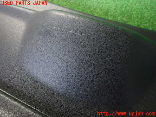 2UPJ-33771578]シトロエン・DS 3(A5C5F04)バックドア内張り 中古_m0003.jpg