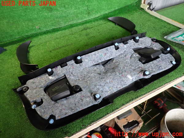 2UPJ-33771578]シトロエン・DS 3(A5C5F04)バックドア内張り 中古_m0004.jpg
