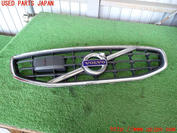 2UPJ-33781050]ボルボ・V60(FB4164T)ラジエターグリル 中古_m0001.jpg