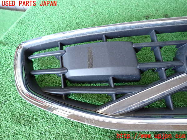2UPJ-33781050]ボルボ・V60(FB4164T)ラジエターグリル 中古_m0002.jpg