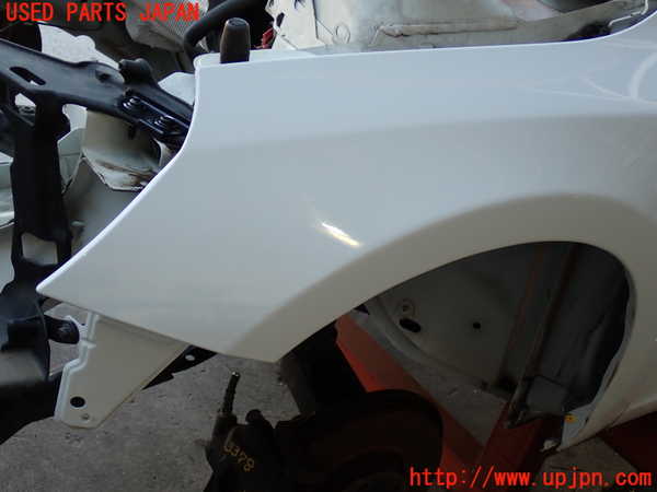 2UPJ-33781082]ボルボ・V60(FB4164T)左前フェンダー 中古_m0002.jpg
