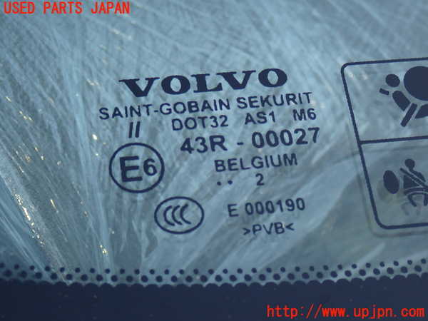 2UPJ-33781195]ボルボ・V60(FB4164T)フロントガラス 中古(43R-00027 M6)_m0004.jpg