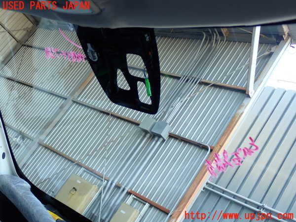 2UPJ-33781195]ボルボ・V60(FB4164T)フロントガラス 中古(43R-00027 M6)_m0005.jpg