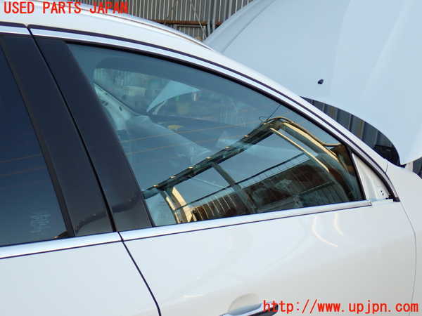 2UPJ-33781230]ボルボ・V60(FB4164T)右前ドア 中古(43R-001106 M53)_m0002.jpg