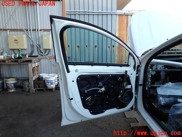 2UPJ-33781260]ボルボ・V60(FB4164T)左前ドア 中古(43R-001106 M53)_m0005.jpg