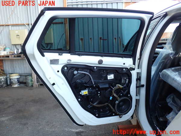2UPJ-33781320]ボルボ・V60(FB4164T)左後ドア 中古(43R-001105 M20)_m0005.jpg