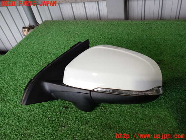 2UPJ-33781212]ボルボ・V60(FB4164T)左ドアミラー 中古_m0001.jpg