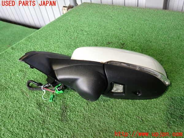 2UPJ-33781212]ボルボ・V60(FB4164T)左ドアミラー 中古_m0002.jpg
